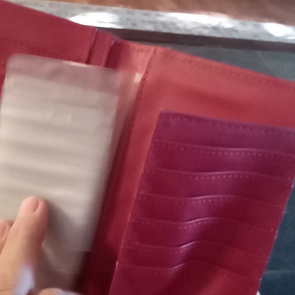 Wallet - Picture 3 of 4